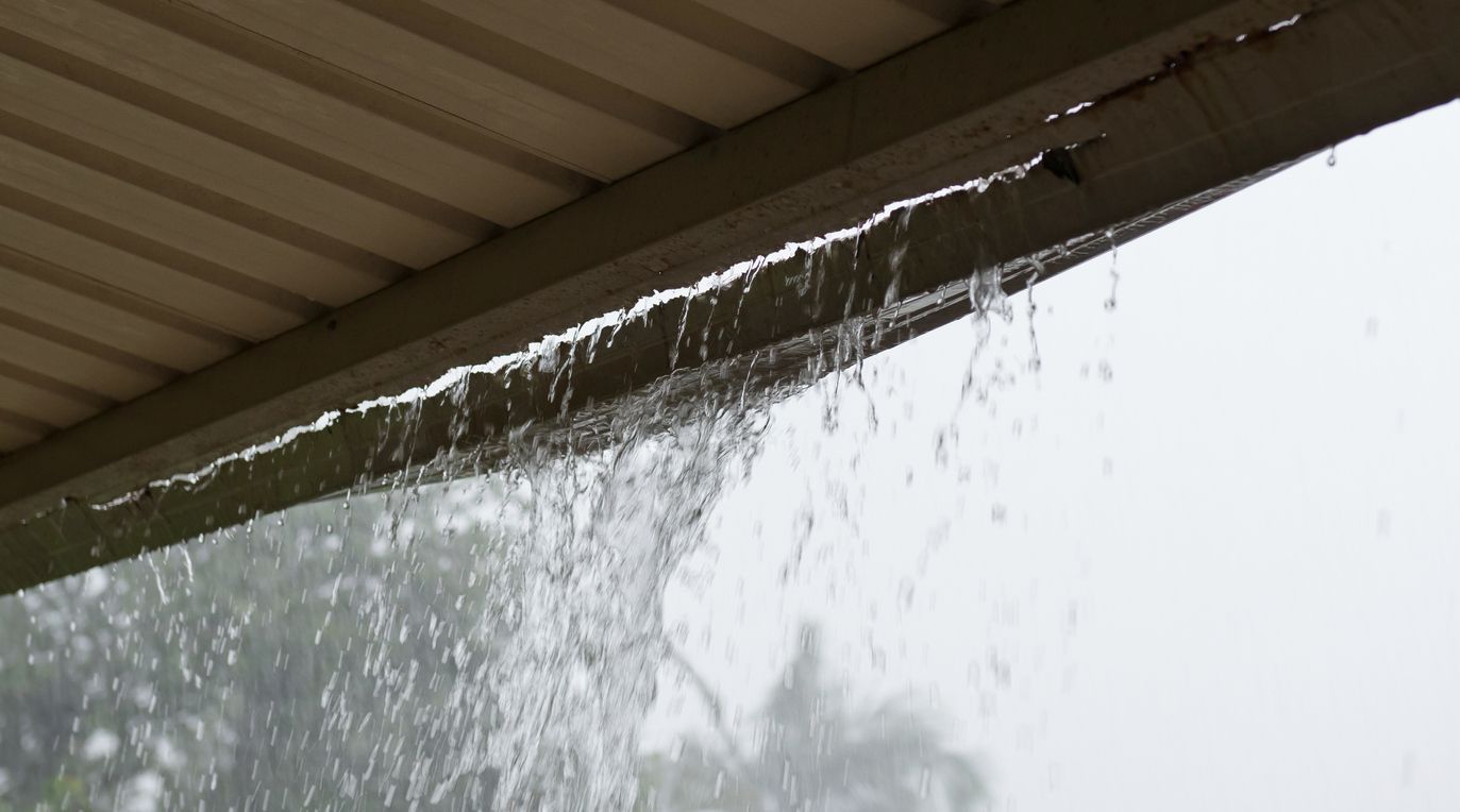 rain gutter leak